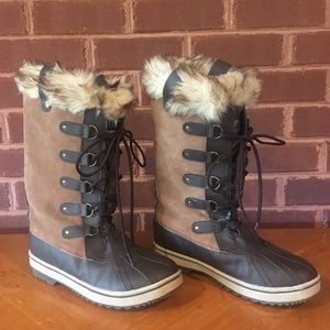 Khombu Snow Boots Size 11